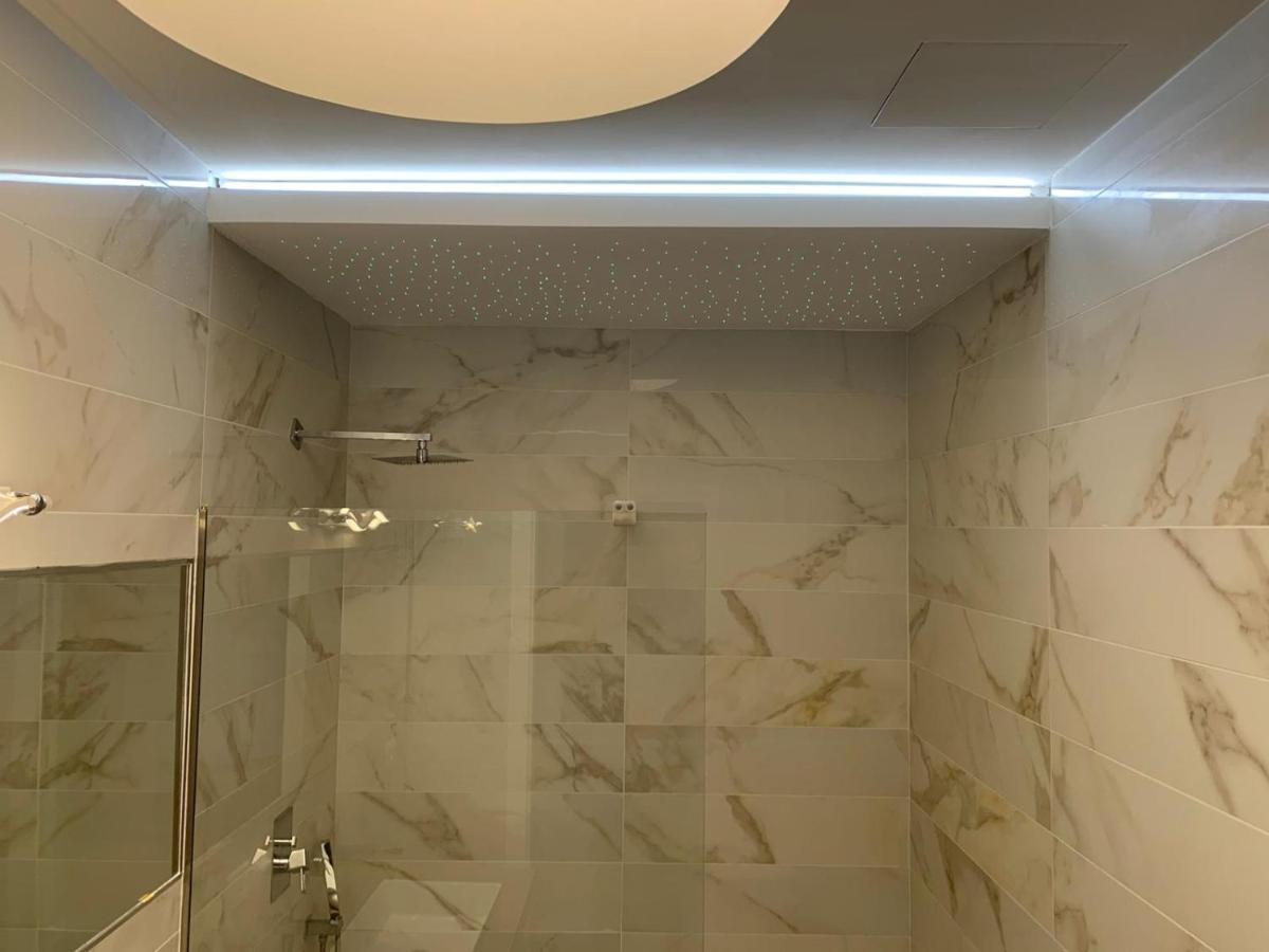 Penthouse Aureliana Attico Con Piscina A Roma Apartment Exterior foto