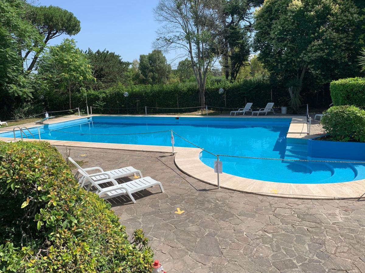 Penthouse Aureliana Attico Con Piscina A Roma Apartment Exterior foto